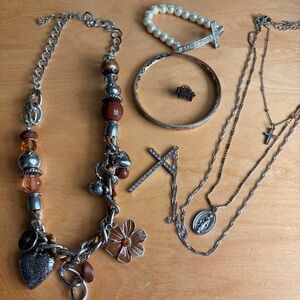 Jesus / holy jewelry lot ✝️✨
